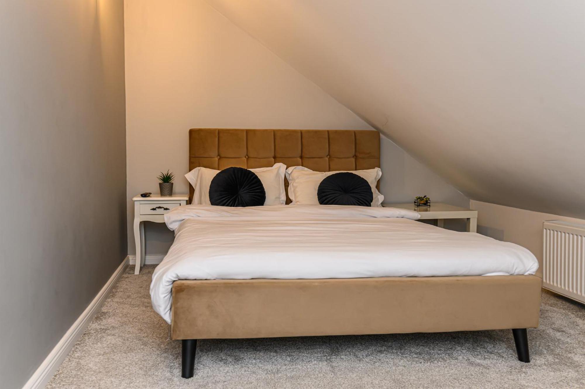Dallure House Boutique Braşov Buitenkant foto