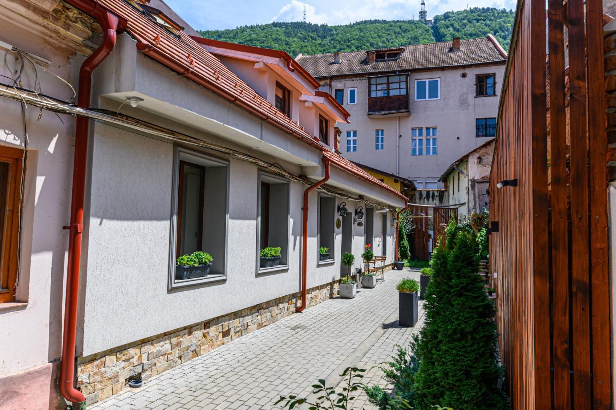 Dallure House Boutique Braşov Buitenkant foto
